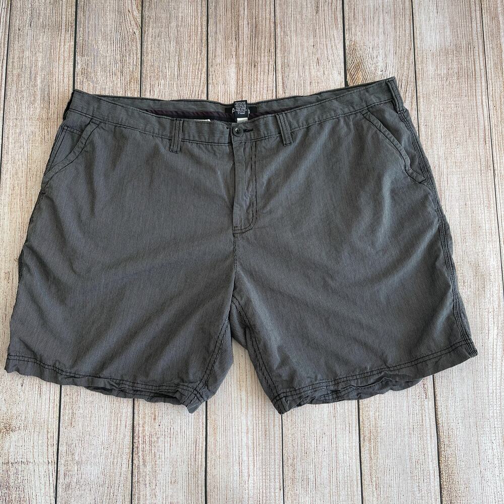 Apt. 9 Men’s Chino Shorts Size 48 Gray Cotton Flat Front Casual Big & Tall